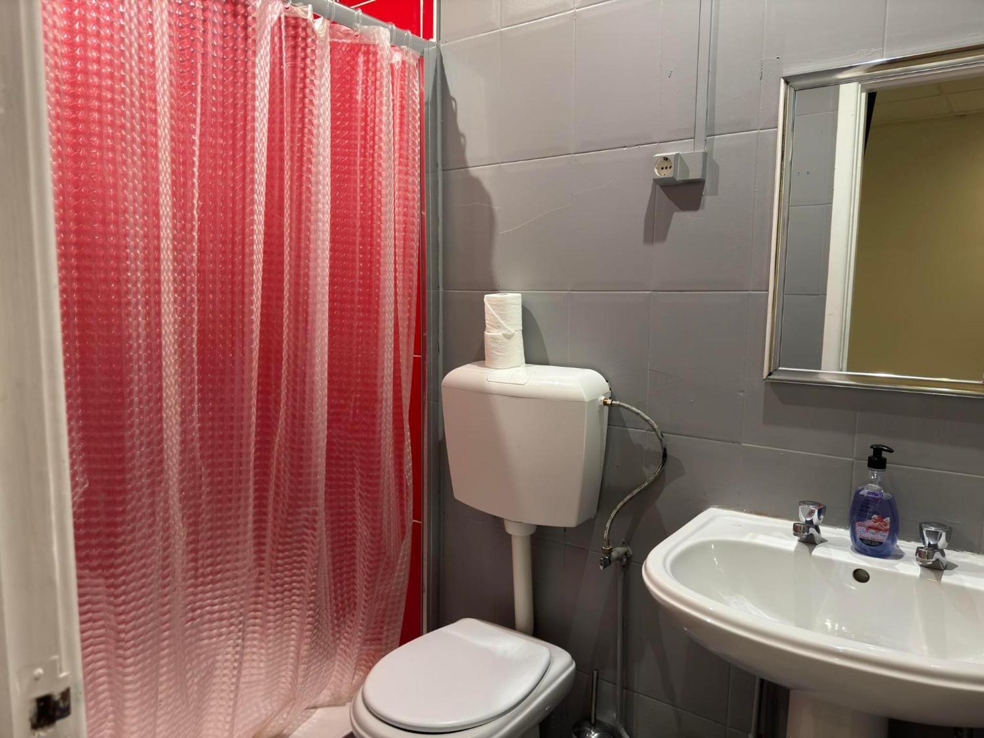 Peters Guesthouse Aveiro Dış mekan fotoğraf